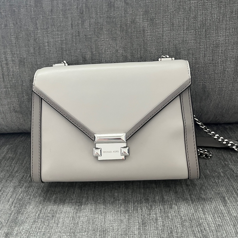 Michael Kors grey shoulder bag/crossbody on chain